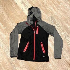 UA running jacket